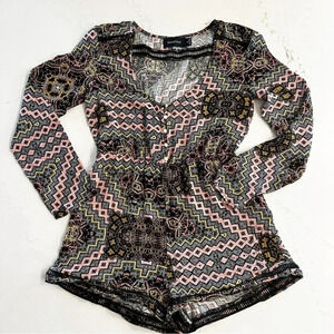 🩷MINKPINK Long Sleeve Patterned Romper/Playsuit